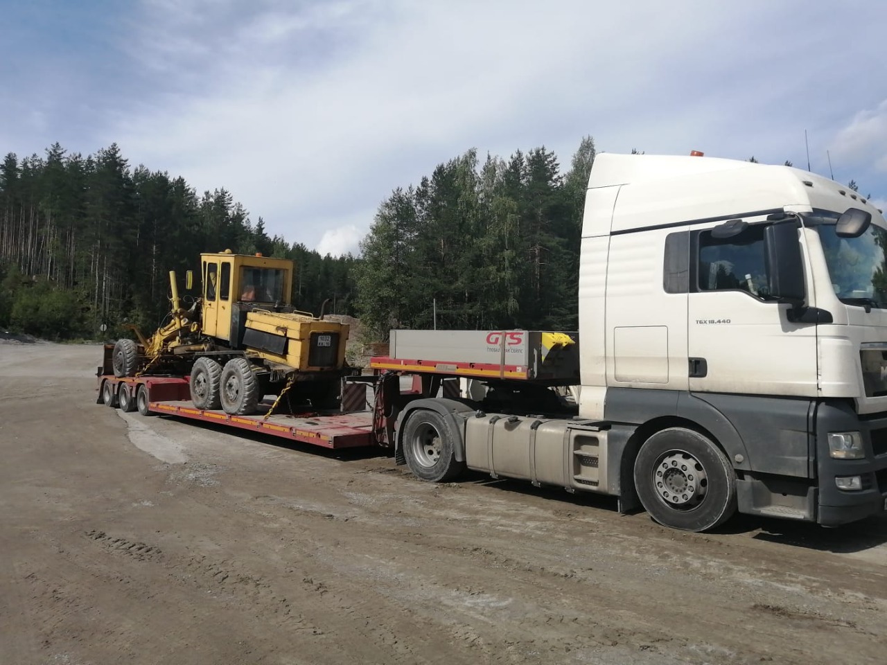 Грейдер ДЗ-122 из Медвежьегорск  в п.Гаврилово